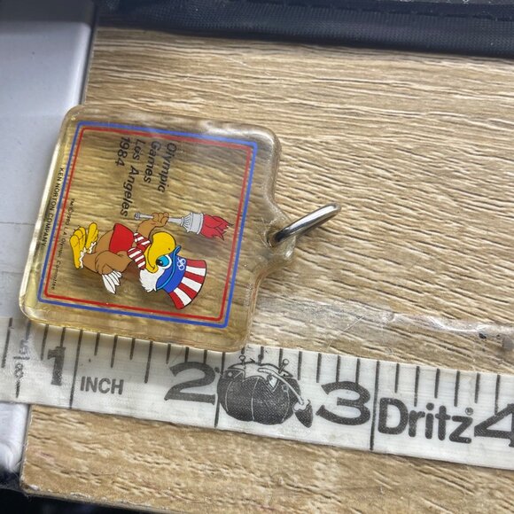 Vtg Ken Norton 1984 Los Angeles Olympic Games Keychain Sam the Eagle 2" x 2" - Picture 4 of 4